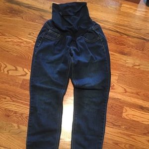 Jessica Simpson maternity jeans